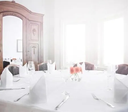 Restaurant Ruewe ホテル Löningen